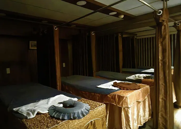 Rosa Hotel & Spa Ho Chi Minh City